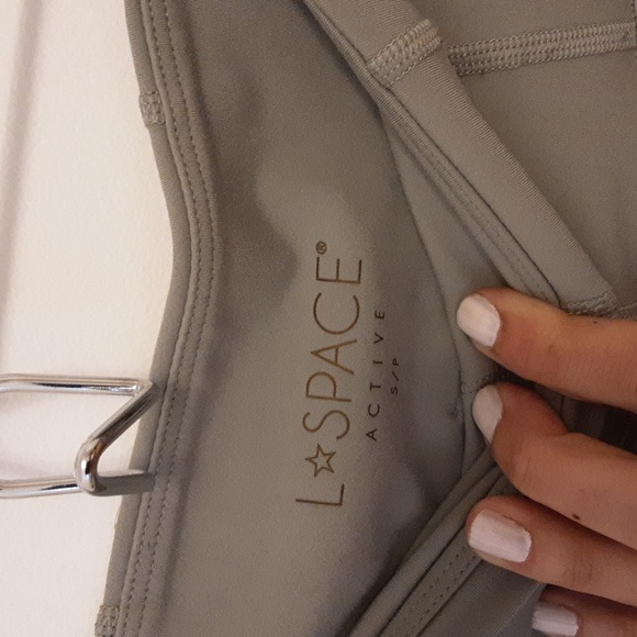 L*Space - Leggings & Top - Picture 14 of 17